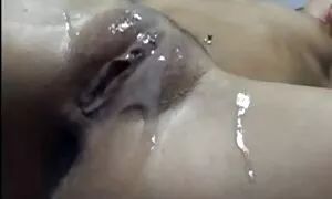 तीन एमेच्योर कमशटहरू ...