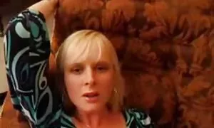 ठूला स्तन xxx संग घर ...