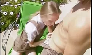 पातलो किशोर बिल्ली स ...