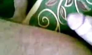अरब जोडी पीडादायी घर ...