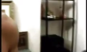 एमेच्योर हेन्टाई, से ...